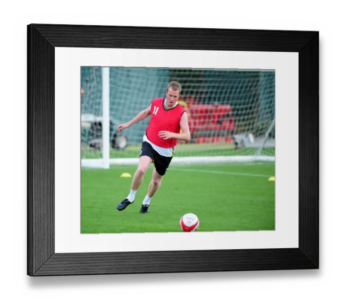 Framed Print : Bristol City First Team: Gearing Up for the 09-10 Season - Pre-Season Training Framed Print : Bristol City First Team: Gearing Up for the 09-10 Season - Pre-Season Training