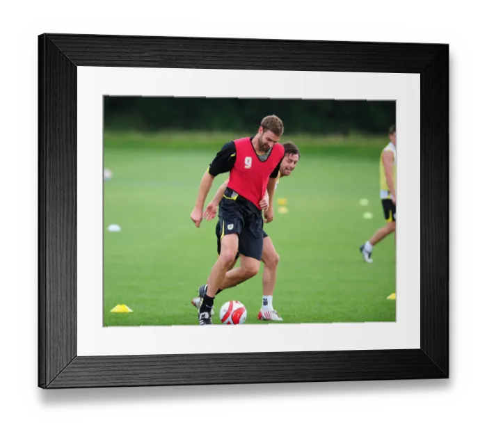Framed Print : Bristol City First Team: Gearing Up for the 09-10 Season - Pre-Season Training Framed Print : Bristol City First Team: Gearing Up for the 09-10 Season - Pre-Season Training