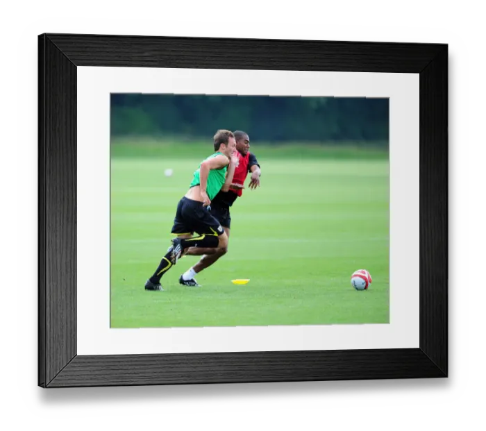 Framed Print : Bristol City First Team: Pre-Season Training 09-10: The Road to Glory Framed Print : Bristol City First Team: Pre-Season Training 09-10: The Road to Glory