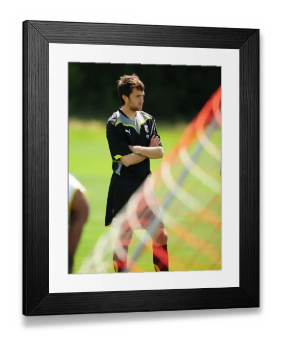 Framed Print : Bristol City First Team: Pre-Season Training 09-10 - Gearing Up for the New Season Framed Print : Bristol City First Team: Pre-Season Training 09-10 - Gearing Up for the New Season