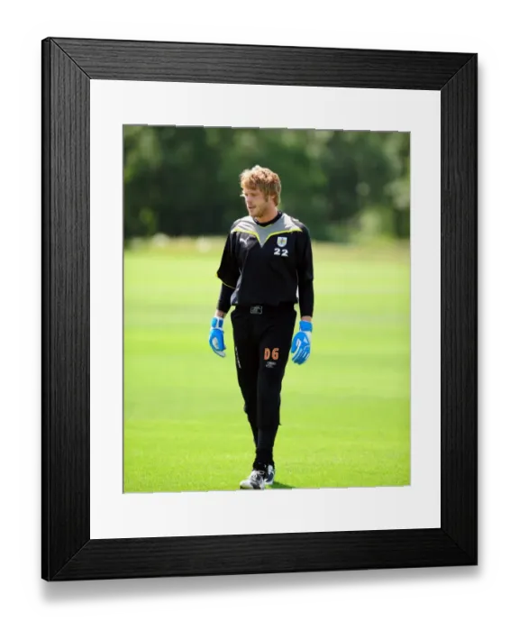 Framed Print : Bristol City First Team: Gearing Up for the 09-10 Season - Pre-Season Training Framed Print : Bristol City First Team: Gearing Up for the 09-10 Season - Pre-Season Training
