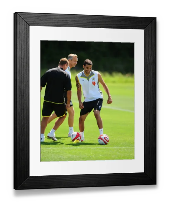 Framed Print : Bristol City First Team: Gearing Up for the 09-10 Football Season - Pre-Season Training Framed Print : Bristol City First Team: Gearing Up for the 09-10 Football Season - Pre-Season Training