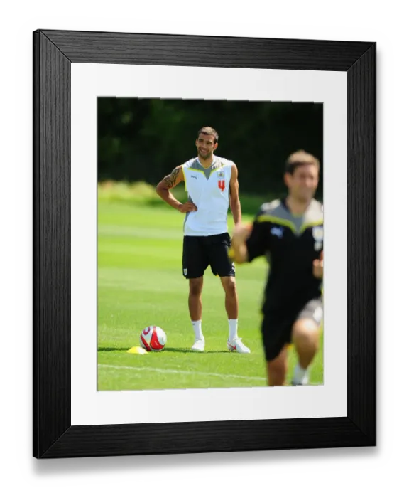 Framed Print : Bristol City First Team: Pre-Season Training 09-10 - The Journey to Glory Framed Print : Bristol City First Team: Pre-Season Training 09-10 - The Journey to Glory