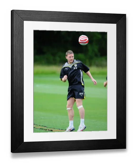 Framed Print : Bristol City First Team: Gearing Up for the 09-10 Season - Pre-Season Training Framed Print : Bristol City First Team: Gearing Up for the 09-10 Season - Pre-Season Training