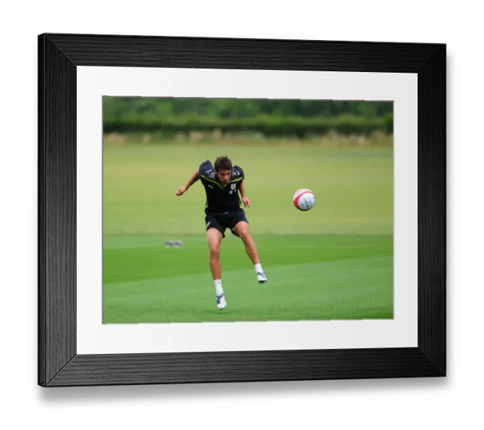Framed Print : Bristol City First Team: Pre-Season Training 09-10 - Gearing Up for the New Season Framed Print : Bristol City First Team: Pre-Season Training 09-10 - Gearing Up for the New Season
