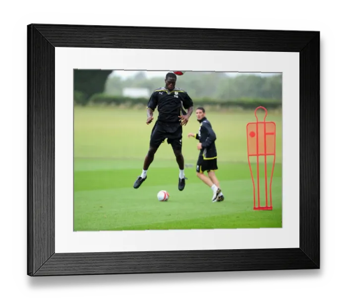 Framed Print : Bristol City First Team: Gearing Up for the 09-10 Season - Pre-Season Training