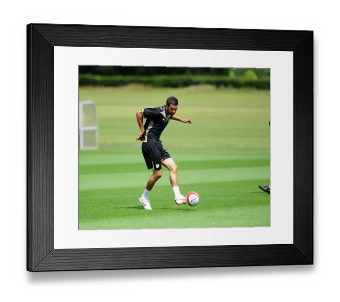 Framed Print : Bristol City First Team: 09-10 Season - Gearing Up for Pre-Season Training Framed Print : Bristol City First Team: 09-10 Season - Gearing Up for Pre-Season Training