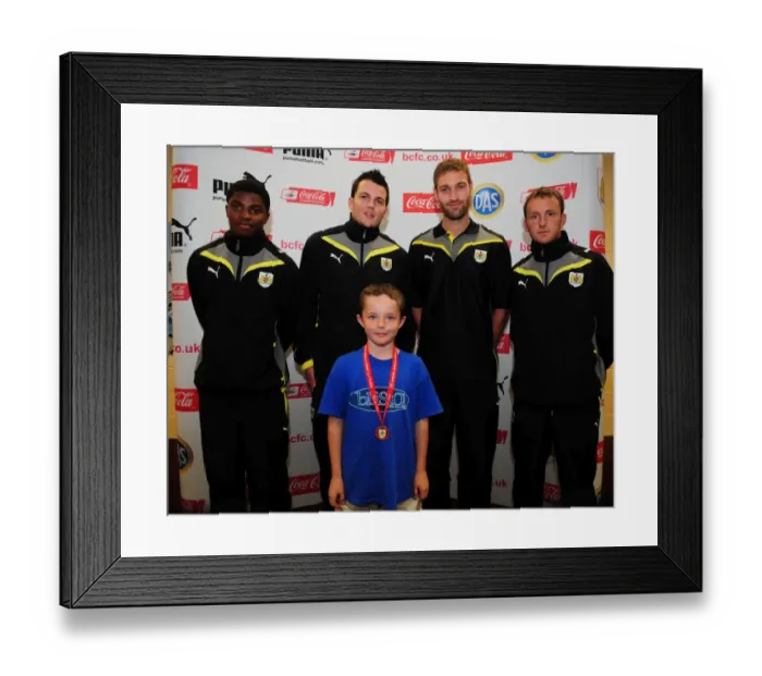 Framed Print : Bristol City FC: Junior Academy Plus - Nurturing Future First Team Stars (Season 09-10) Framed Print : Bristol City FC: Junior Academy Plus - Nurturing Future First Team Stars (Season 09-10)