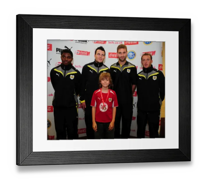 Framed Print : Bristol City Football Club: Junior Academy Plus - Nurturing Future First Team Stars (Season 09-10) Framed Print : Bristol City Football Club: Junior Academy Plus - Nurturing Future First Team Stars (Season 09-10)