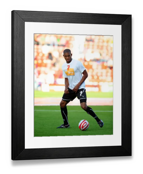 Framed Print : Bristol City vs Ajax: Pre-Season Friendly - Season 09-10 Framed Print : Bristol City vs Ajax: Pre-Season Friendly - Season 09-10