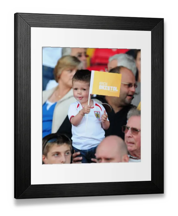 Framed Print : Bristol City vs Ajax: Pre-Season Friendly - Season 09-10 Framed Print : Bristol City vs Ajax: Pre-Season Friendly - Season 09-10