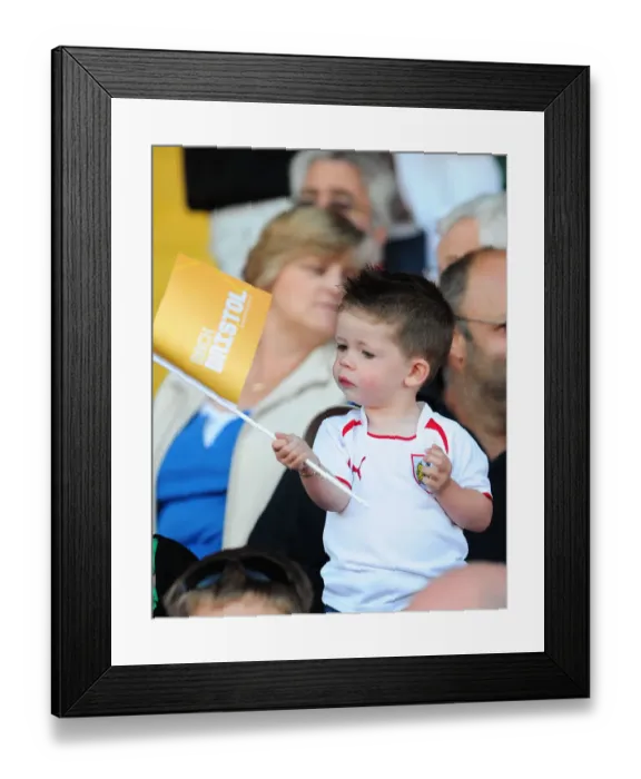 Framed Print : Bristol City vs Ajax: Pre-Season Friendly - Season 09-10 Framed Print : Bristol City vs Ajax: Pre-Season Friendly - Season 09-10