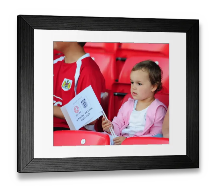 Framed Print : Bristol City vs Ajax: Pre-Season Friendly - 09-10 Framed Print : Bristol City vs Ajax: Pre-Season Friendly - 09-10