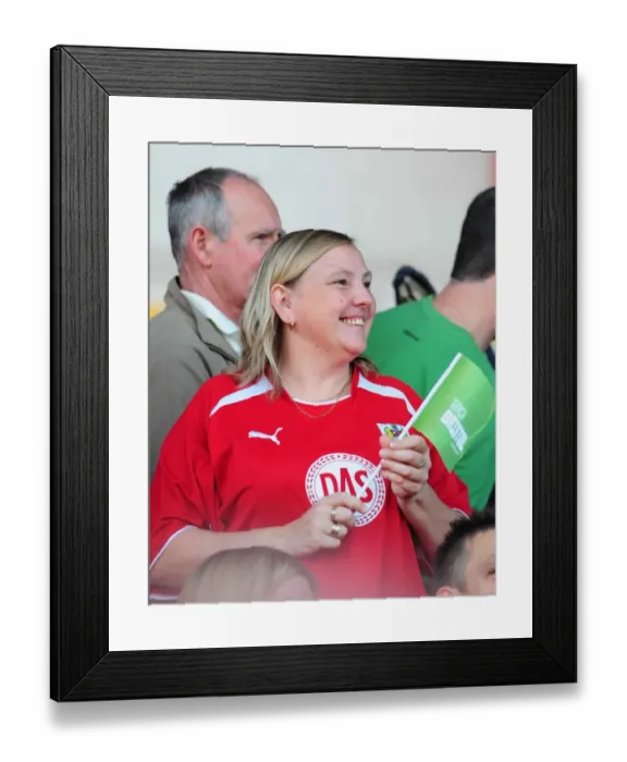 Framed Print : Bristol City vs Ajax: Pre-Season Friendly - Season 09-10 Framed Print : Bristol City vs Ajax: Pre-Season Friendly - Season 09-10