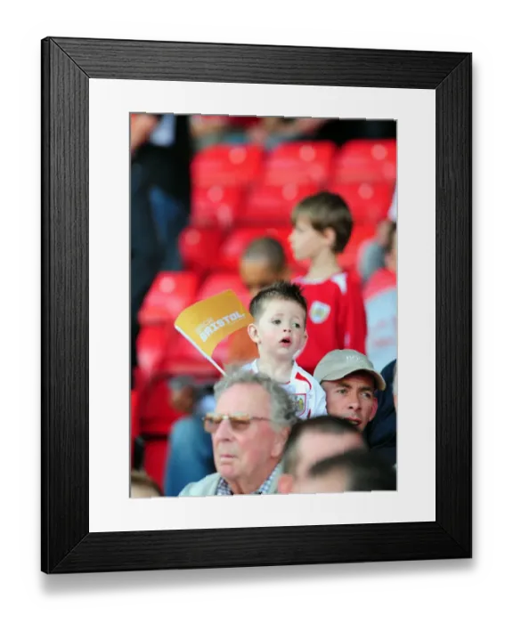 Framed Print : Bristol City vs Ajax: Pre-Season Friendly - Season 09-10 Framed Print : Bristol City vs Ajax: Pre-Season Friendly - Season 09-10