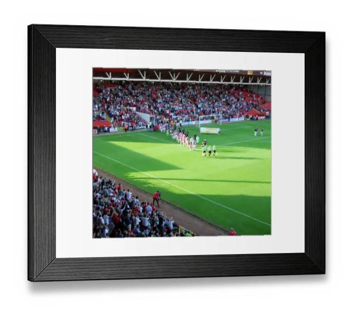 Framed Print : Bristol City vs Ajax: Pre-Season Friendly - Season 09-10 Framed Print : Bristol City vs Ajax: Pre-Season Friendly - Season 09-10