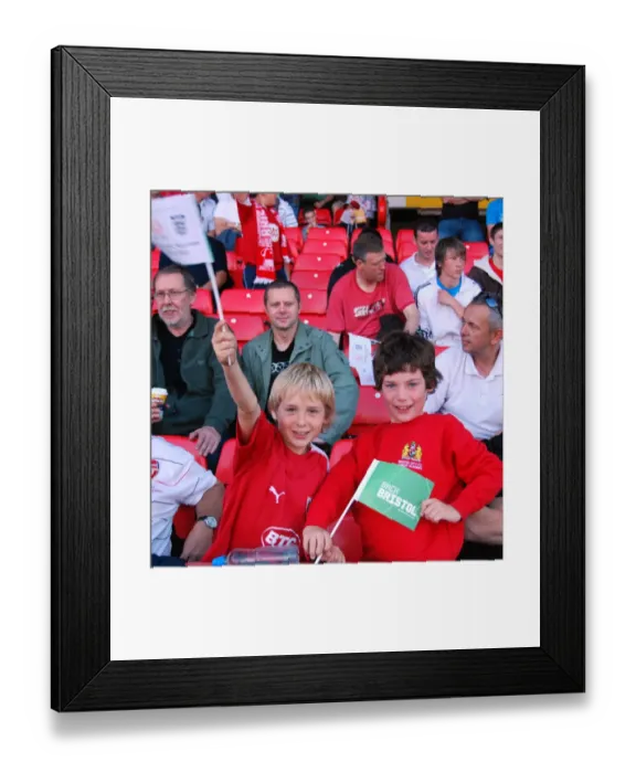 Framed Print : Bristol City vs Ajax: Pre-Season Friendly - Season 09-10 Framed Print : Bristol City vs Ajax: Pre-Season Friendly - Season 09-10