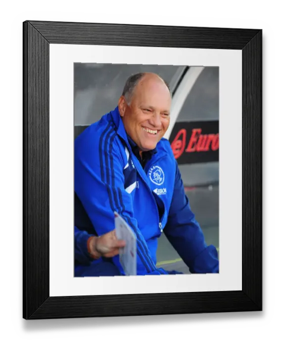 Framed Print : Bristol City vs Ajax: Pre-Season Friendly - Season 09-10 Framed Print : Bristol City vs Ajax: Pre-Season Friendly - Season 09-10