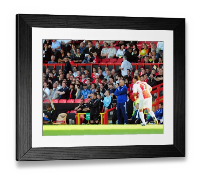 Framed Print : Bristol City vs Ajax: Pre-Season Friendly - 09-10 Framed Print : Bristol City vs Ajax: Pre-Season Friendly - 09-10