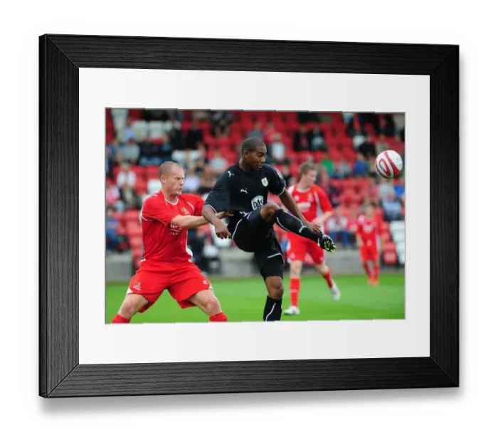 Framed Print : Bristol City vs. Cheltenham Town: Pre-Season Friendly - Season 09-10 Framed Print : Bristol City vs. Cheltenham Town: Pre-Season Friendly - Season 09-10