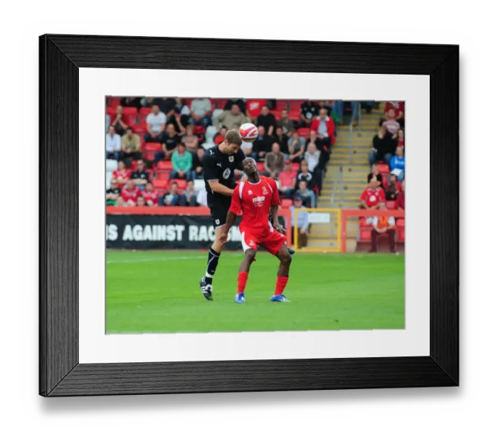 Framed Print : Bristol City vs. Cheltenham Town: Pre-Season Friendly - Season 09-10 Framed Print : Bristol City vs. Cheltenham Town: Pre-Season Friendly - Season 09-10