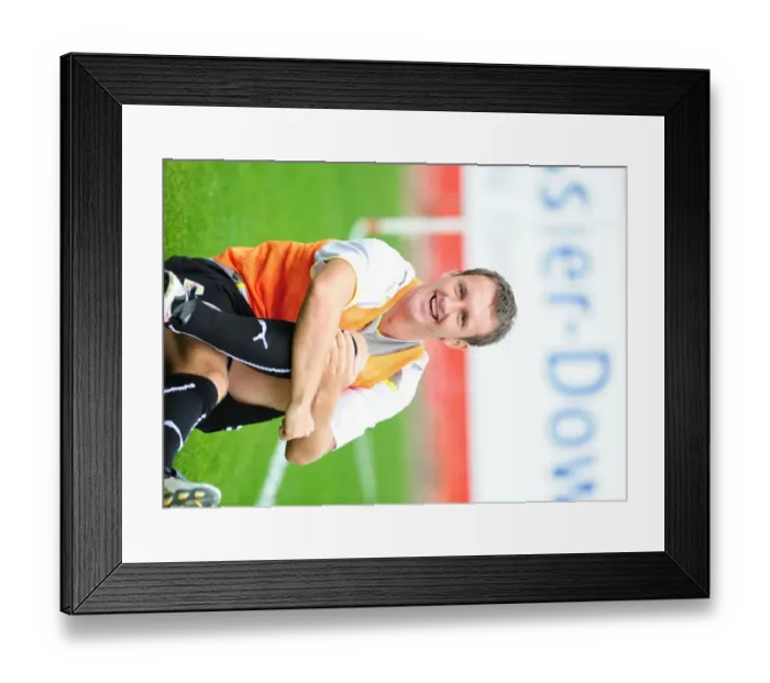 Framed Print : Clash of Rivals: Bristol City vs. Cheltenham Town (Pre-Season Friendly, 09-10) Framed Print : Clash of Rivals: Bristol City vs. Cheltenham Town (Pre-Season Friendly, 09-10)