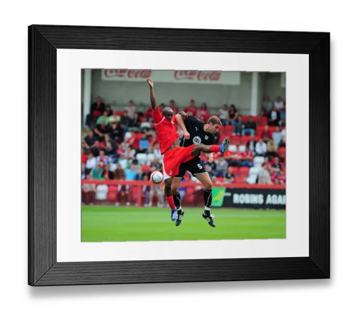 Framed Print : Bristol City vs. Cheltenham Town: 09-10 Pre-Season Friendly Framed Print : Bristol City vs. Cheltenham Town: 09-10 Pre-Season Friendly