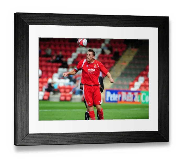 Framed Print : Bristol City vs. Cheltenham Town: South West Rivalry - Pre-Season Friendly (09-10) Framed Print : Bristol City vs. Cheltenham Town: South West Rivalry - Pre-Season Friendly (09-10)