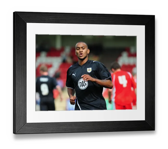 Framed Print : Clash of Rivals: Bristol City vs. Cheltenham Town (Pre-Season Friendly, 09-10) Framed Print : Clash of Rivals: Bristol City vs. Cheltenham Town (Pre-Season Friendly, 09-10)