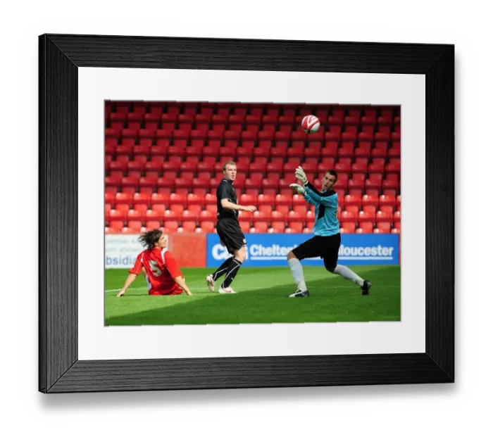 Framed Print : David Clarkson Scores Framed Print : David Clarkson Scores