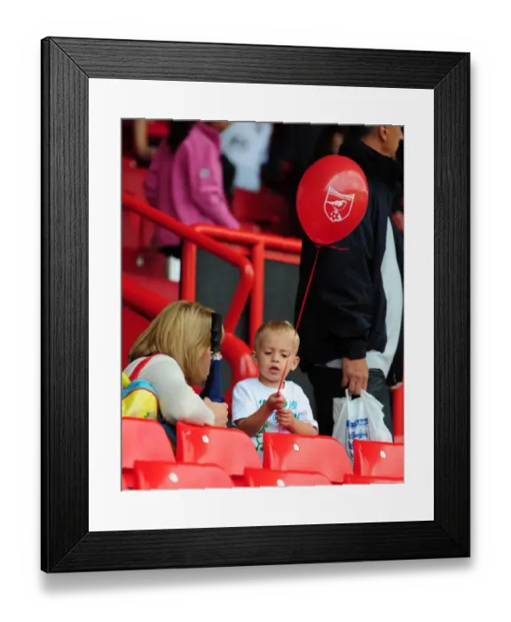 Framed Print : Behind the Scenes: 09-10 Bristol City FC First Team Open Day