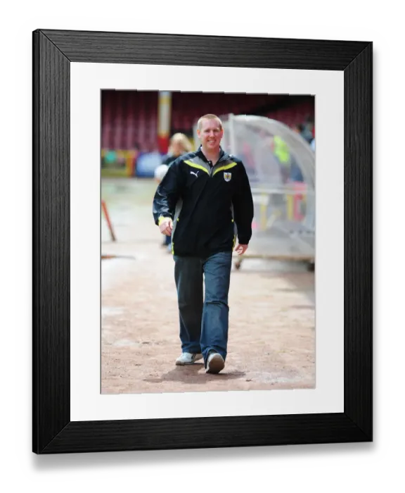 Framed Print : Bristol City Football Club: Exclusive First Team Access - 09-10 Open Day Framed Print : Bristol City Football Club: Exclusive First Team Access - 09-10 Open Day