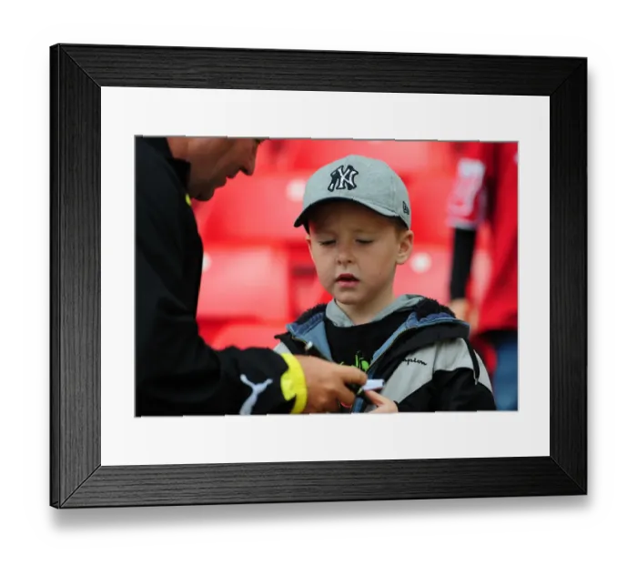 Framed Print : Bristol City FC First Team Open Day 09-10: Behind the Scenes with the Squad Framed Print : Bristol City FC First Team Open Day 09-10: Behind the Scenes with the Squad