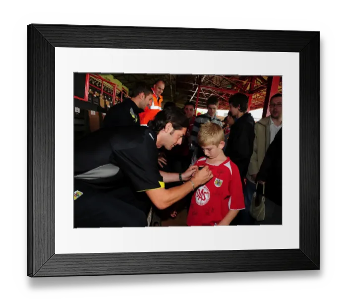 Framed Print : Bristol City First Team Open Day 09-10: Meet the Players