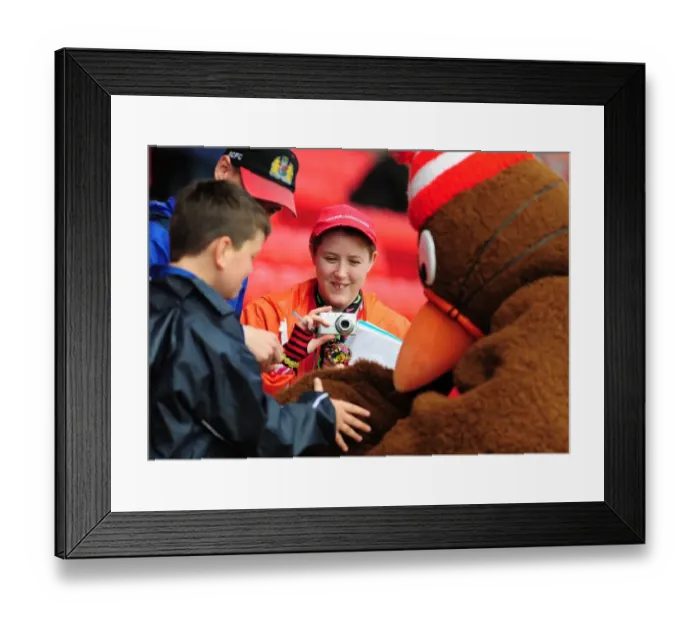 Framed Print : Bristol City FC: 2009-2010 Season Open Day with First Team