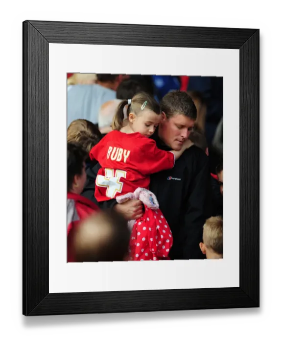 Framed Print : Behind the Scenes: 09-10 Bristol City First Team Open Day Framed Print : Behind the Scenes: 09-10 Bristol City First Team Open Day