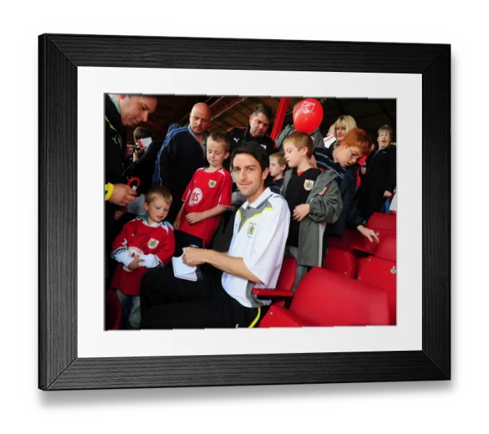 Framed Print : Behind the Scenes: Bristol City FC First Team Open Day (Season 09-10) Framed Print : Behind the Scenes: Bristol City FC First Team Open Day (Season 09-10)