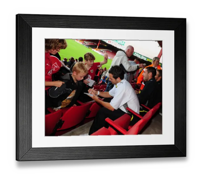 Framed Print : Bristol City First Team Open Day: Season 09-10 Framed Print : Bristol City First Team Open Day: Season 09-10