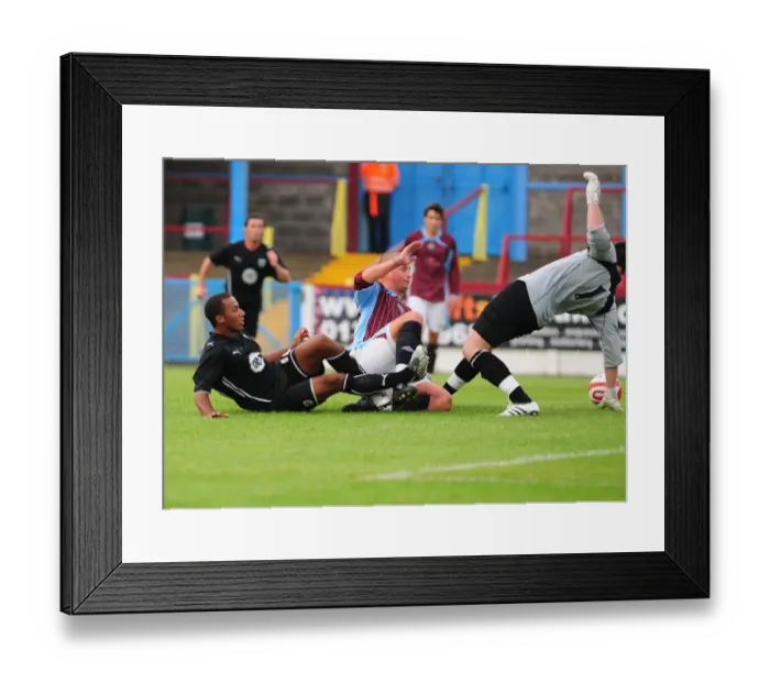 Framed Print : Bristol City FC: Pre-Season Friendly Against Weymouth (09-10) Framed Print : Bristol City FC: Pre-Season Friendly Against Weymouth (09-10)