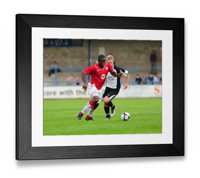 Framed Print : Bristol City FC vs Dorchester: Pre-Season Friendly (09-10) Framed Print : Bristol City FC vs Dorchester: Pre-Season Friendly (09-10)