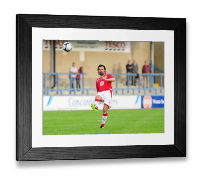 Framed Print : Bristol City FC vs Dorchester: Pre-Season Friendly (09-10) Framed Print : Bristol City FC vs Dorchester: Pre-Season Friendly (09-10)