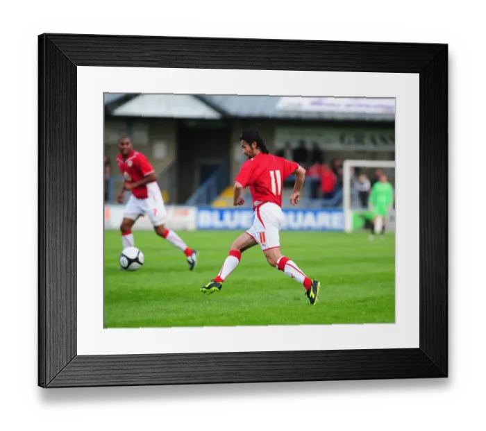 Framed Print : Bristol City FC: Pre-Season Friendly Against Dorchester (09-10) Framed Print : Bristol City FC: Pre-Season Friendly Against Dorchester (09-10)