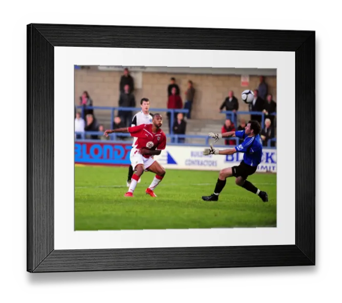 Framed Print : Bristol City FC vs Dorchester: Pre-Season Friendly (09-10) Framed Print : Bristol City FC vs Dorchester: Pre-Season Friendly (09-10)