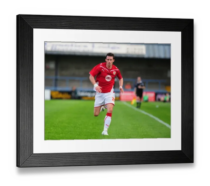 Framed Print : Bristol City FC vs Dorchester: Pre-Season Friendly (09-10) Framed Print : Bristol City FC vs Dorchester: Pre-Season Friendly (09-10)