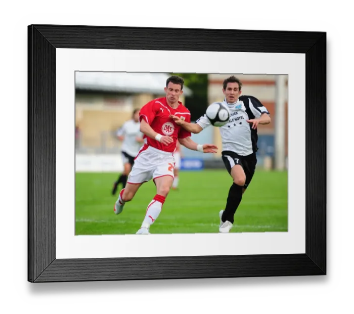 Framed Print : Bristol City FC vs Dorchester: Pre-Season Friendly (09-10) Framed Print : Bristol City FC vs Dorchester: Pre-Season Friendly (09-10)