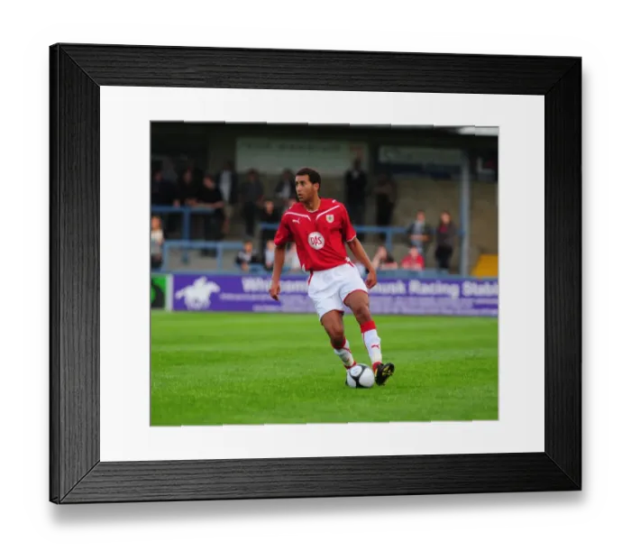 Framed Print : Bristol City FC vs Dorchester: Pre-Season Friendly (09-10) Framed Print : Bristol City FC vs Dorchester: Pre-Season Friendly (09-10)