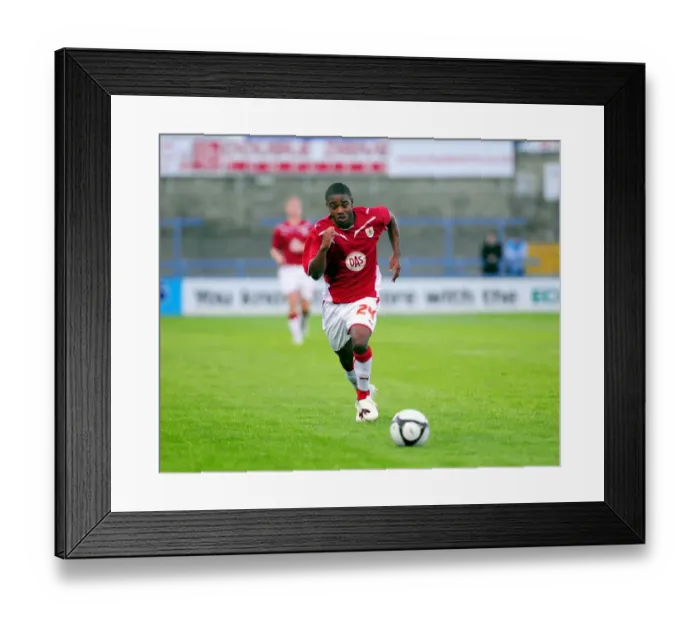 Framed Print : Bristol City FC: Pre-Season Friendly Against Dorchester (09-10) Framed Print : Bristol City FC: Pre-Season Friendly Against Dorchester (09-10)