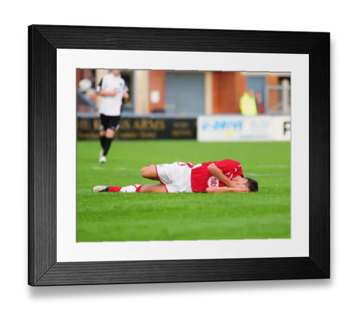 Framed Print : Bristol City FC vs Dorchester: Pre-Season Friendly (09-10) Framed Print : Bristol City FC vs Dorchester: Pre-Season Friendly (09-10)