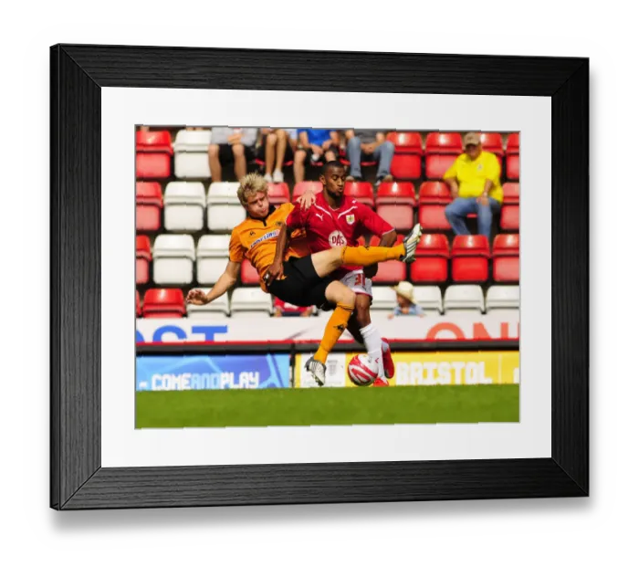 Framed Print : Bristol City vs. Wolverhampton Wanderers: A Peek into the 09-10 First Team's Pre-Season Training