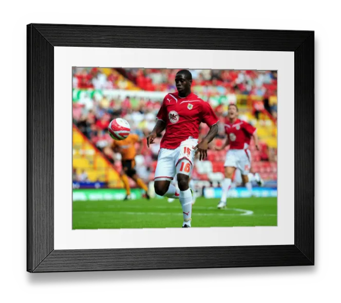 Framed Print : Bristol City vs. Wolverhampton Wanderers: Pre-Season Friendly (09-10) Framed Print : Bristol City vs. Wolverhampton Wanderers: Pre-Season Friendly (09-10)